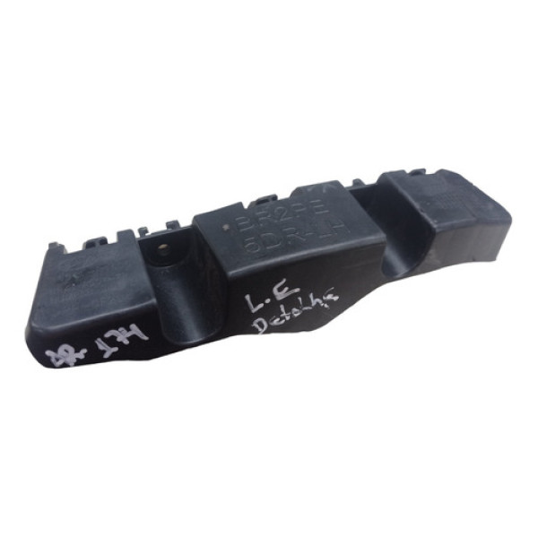 Suporte Guia Parachoque Lado Esquerdo Kicks 2022 1.6 Aut