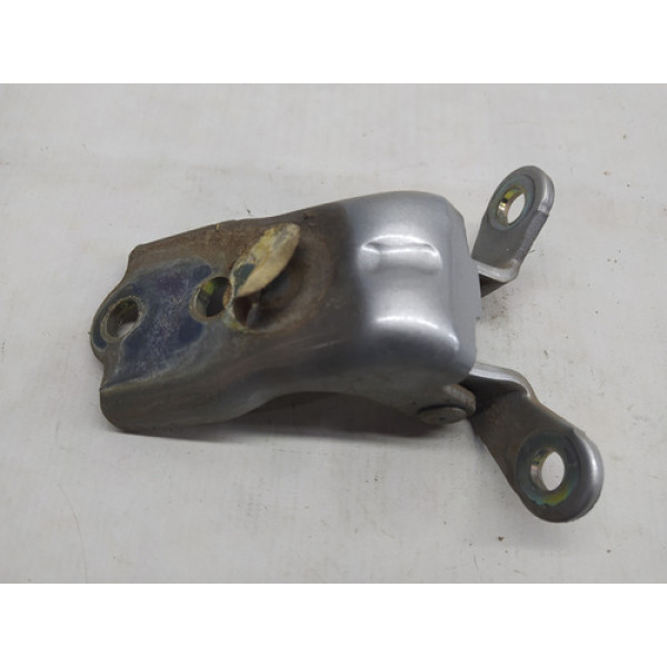 Dobradiça Inferior Dianteiro Direito Captiva 2011 2.4 Aut