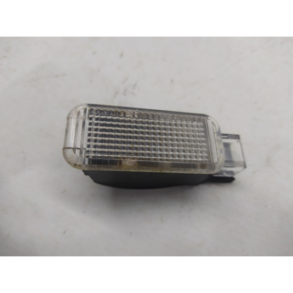 Luz Cortesia Forro Porta Traseira Esquerda Audi A4 2012