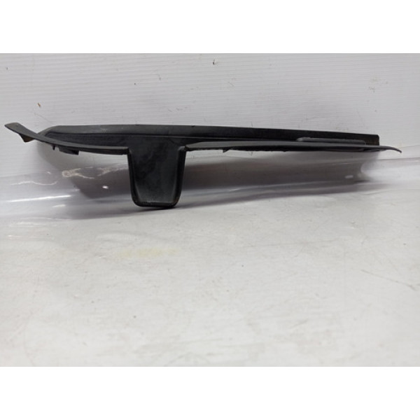 Tampa Dobradiça Traseira Direita C180 Touring 2014 1.6 