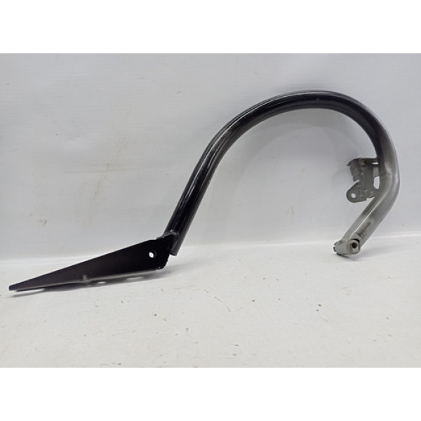 Braco Direito Tampa Traseira Mercedes C180 Cgi 2011