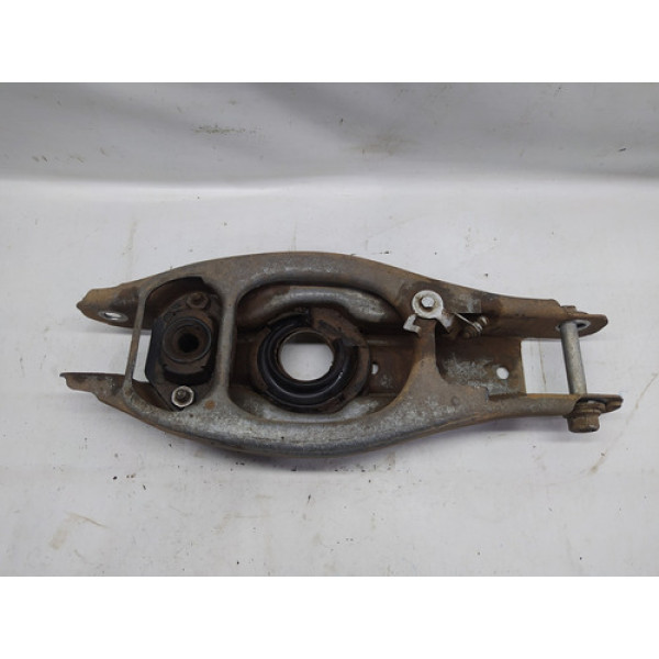 Balança Bandeja Traseira Esquerda Bmw 320i 2006 2.0 Aut