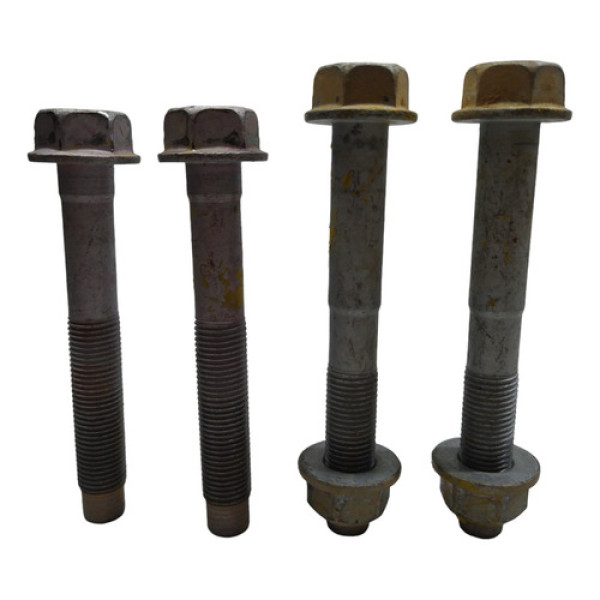 Parafuso Bandeja Suspensão Nissan Sentra Advance 2.0 2023