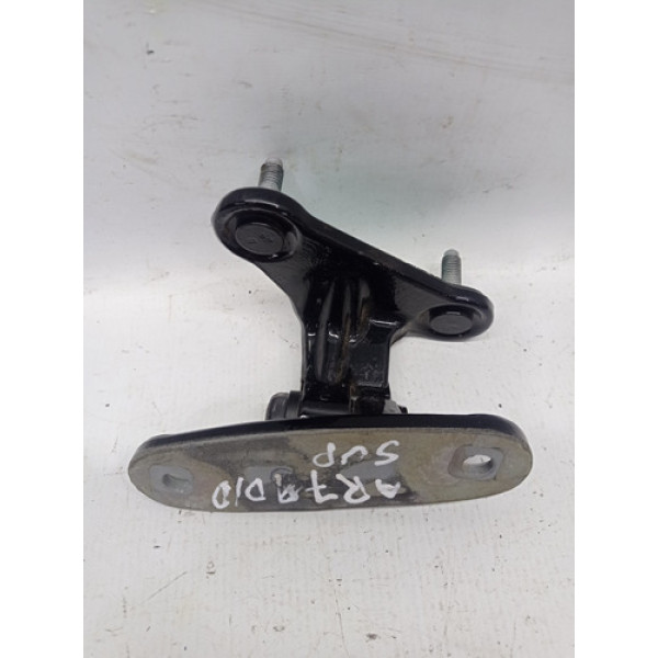 Dobradiça Porta Dianteira Direita Mercedes C200 2008 1.8