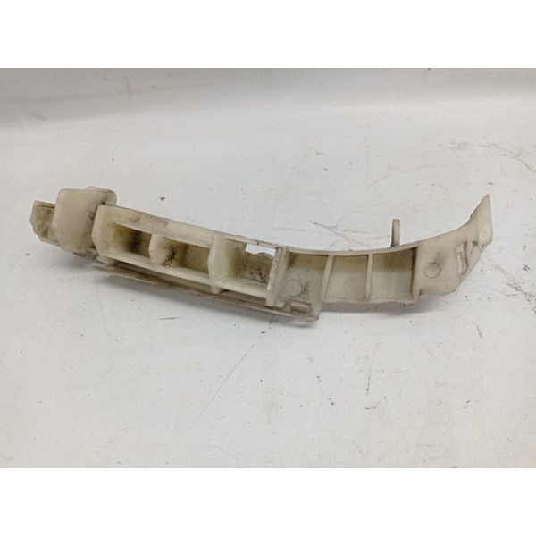 Guia Parachoque Traseiro Esquerdo Gm Captiva 2010 V6 3.6