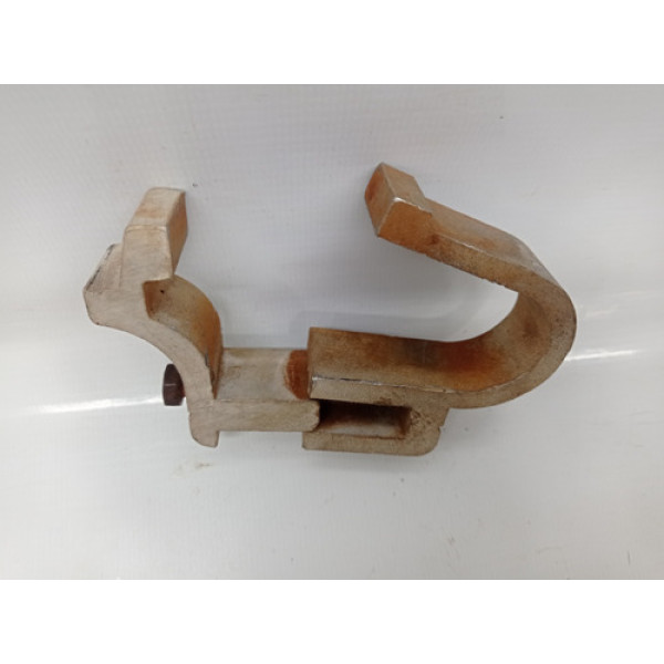 Sargento De Fixação Capota Marítima Amarok 2.0 02 