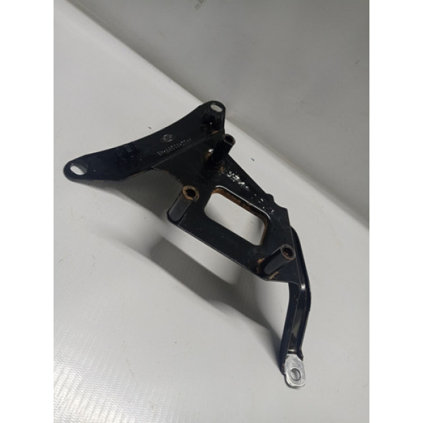 Suporte Da Válvula Egr Discovery 4 2010 3.0