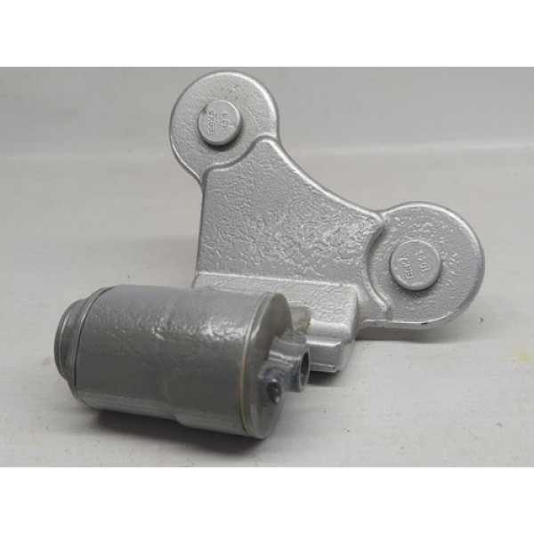 Dobradiça Porta Traseira Esquerda Inferior Mercedes C180 