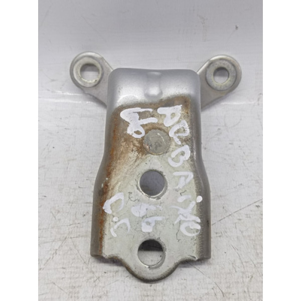 Dobradiça De Baixo Da Porta Dianteira Direita Captiva 2009