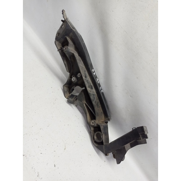 Guia Farol Esquerdo Audi A4 2012