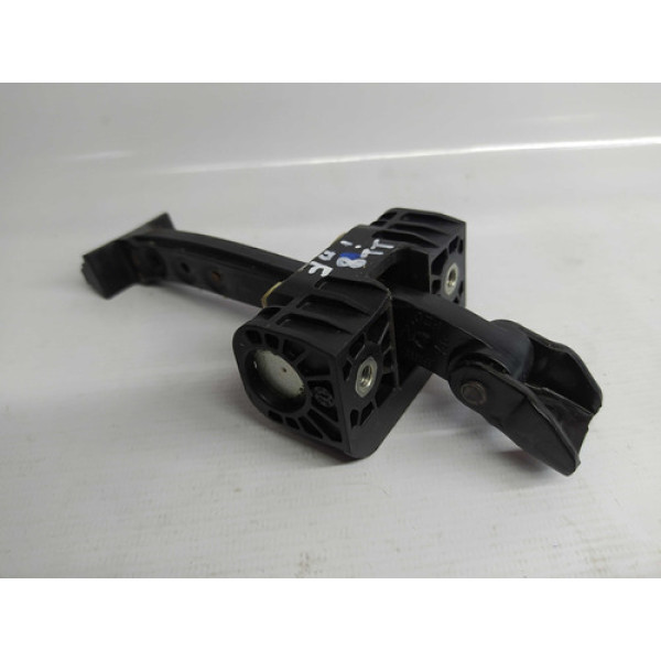 Limitador De Porta Dianteira Esquerda Bmw 118i 2012 