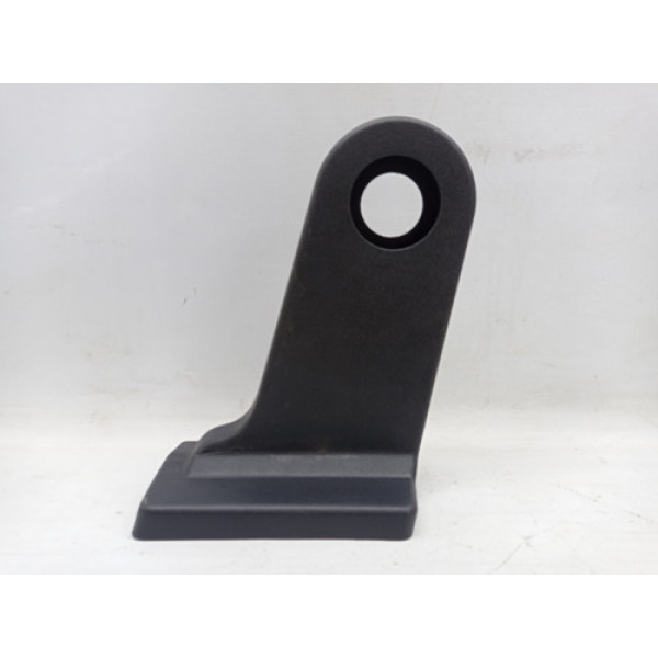 Acabamento Suporte Banco Traseiro Nissan Kicks 2017