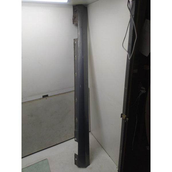 Spoiler Lateral Esquerdo Mercedes C180 Cgi 2012