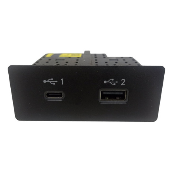 Entrada Usb Console Central Nissan Kicks 1.6 Advance 2023 