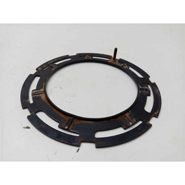 Trava Bomba Combustível Discovery 4  2010 3.0 Diesel