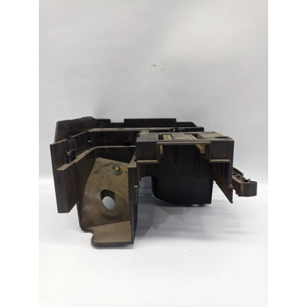 Suporte Caixa De Fusíveis Volkswagen Tiguan 2011