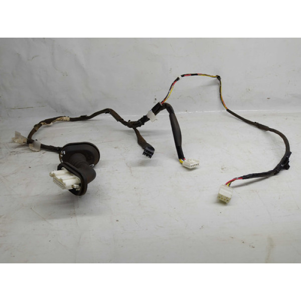 Chicote Porta Traseira Esquerda Corolla 2015 