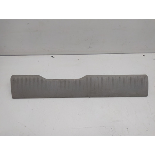 Acabamento Soleira Dianteira Esquerda Cherokee 2009