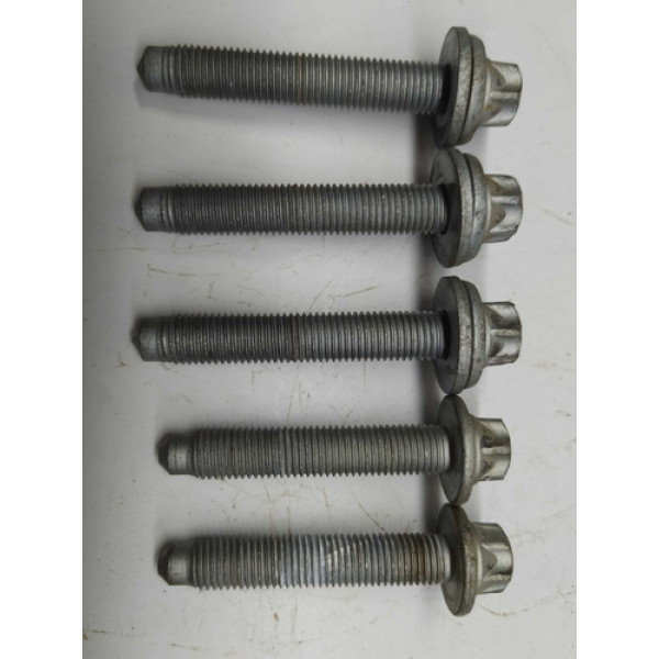 Parafuso Coxim Câmbio Esquerdo Mercedes Cla 200 1.6 2016 