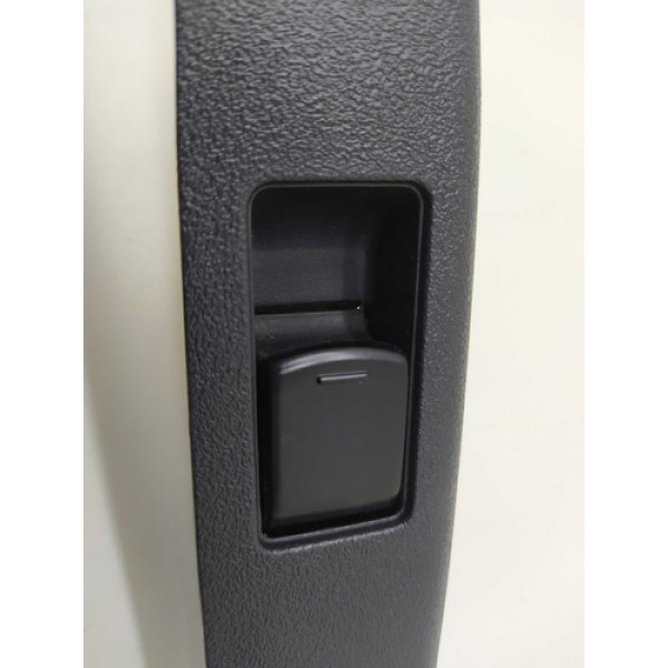 Botão Traseiro Esquerdo Com Moldura Fiat Argo 2019