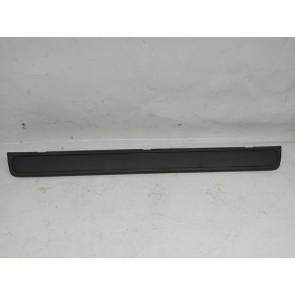 Soleira Dianteira Esquerda Subaru Forester 2009/2010.