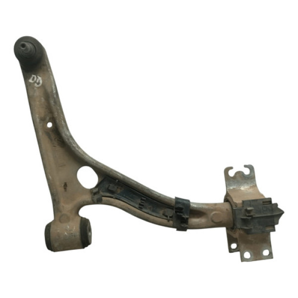 Bandeja Dianteira Direita Mercedes Cla 200 2016 1.6 Turbo