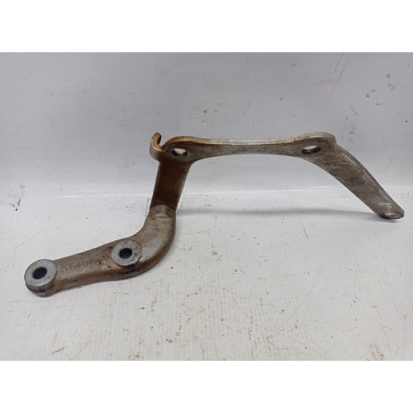 Suporte Do Silenciador Mercedes C180 Cgi 2011 1.8