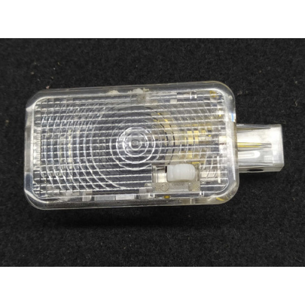 Lanterna Iluminação Interna Porta Malas Nissan Kicks 2017