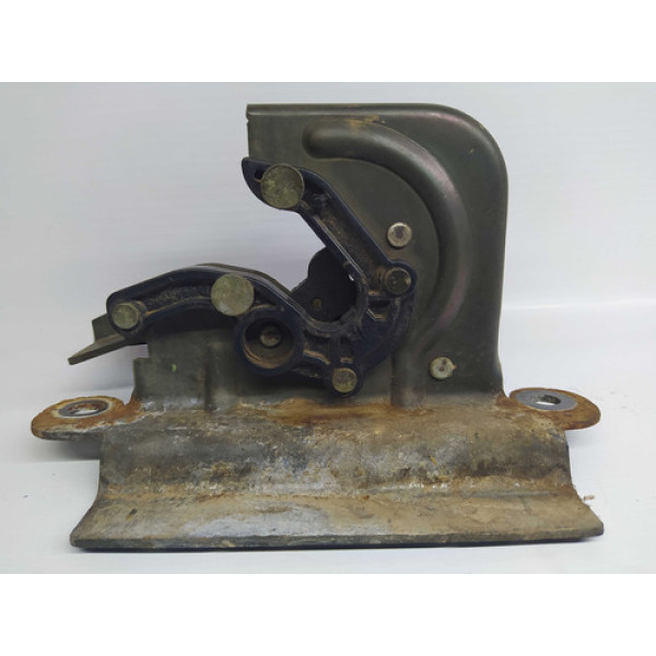 Trava Esquerda Banco Traseiro Pajero Full 2001 