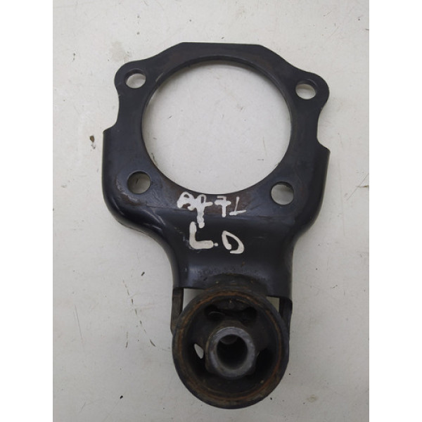 Suporte Direito Tração Dianteira Pajero Tr4 2008 2.0