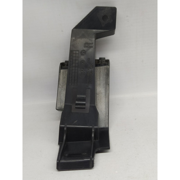 Guia Parachoque Traseiro Direito Mercedes C180 Cgi Touring