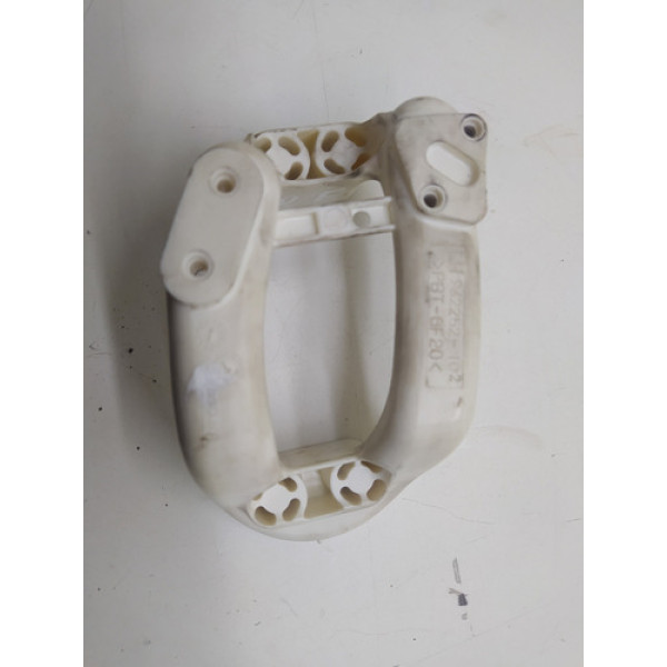 Suporte Puxador Dianteiro Esquerdo Discovery 4 2010