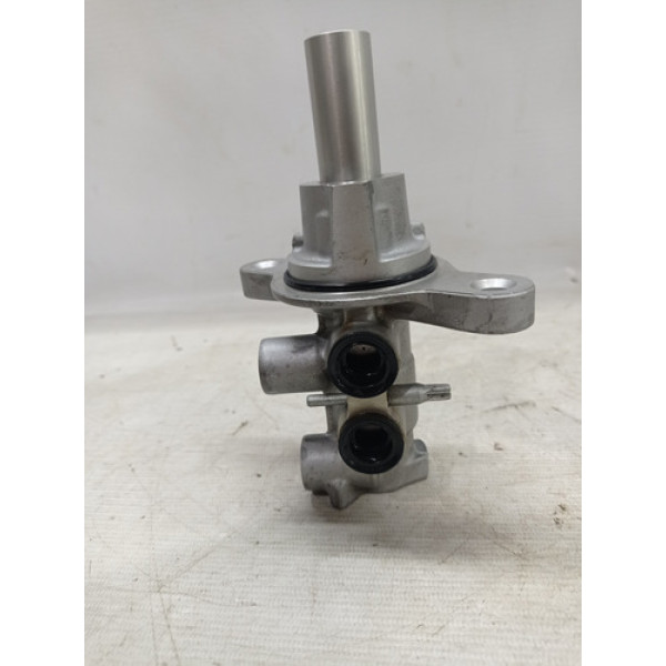 Cilindro Mestre Toyota Yaris 2019