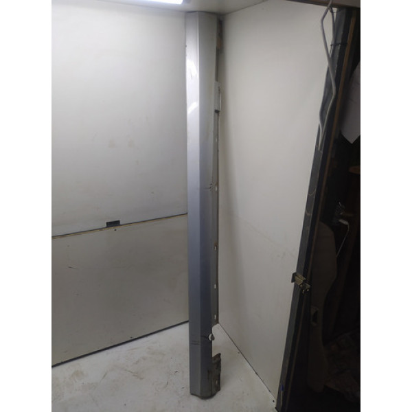 Spoiler Lateral Esquerdo Mercedes C200 Kompressor 2008