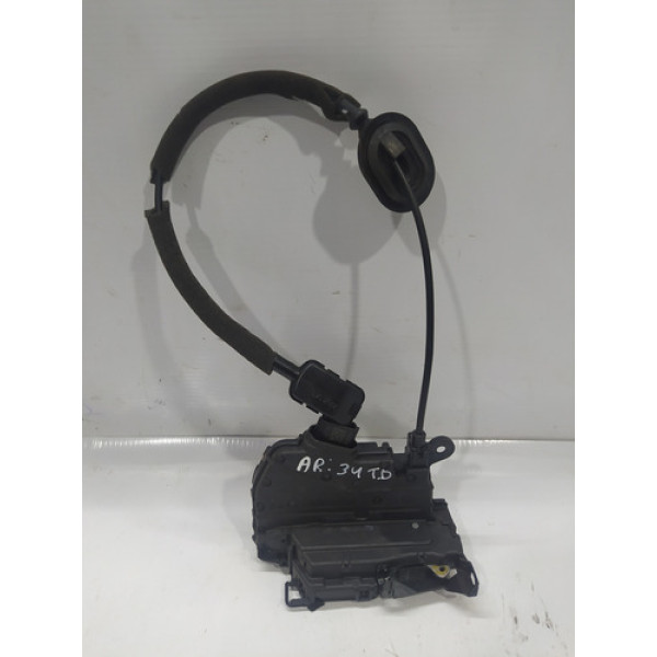 Fechadura De Porta Traseira Direita Captur 2019 1.6 Aut