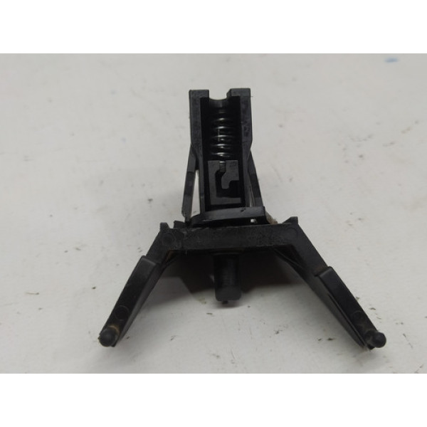 Trava Portinhola Chery Tiggo 3x Pro 2023 1.0 Turbo Aut