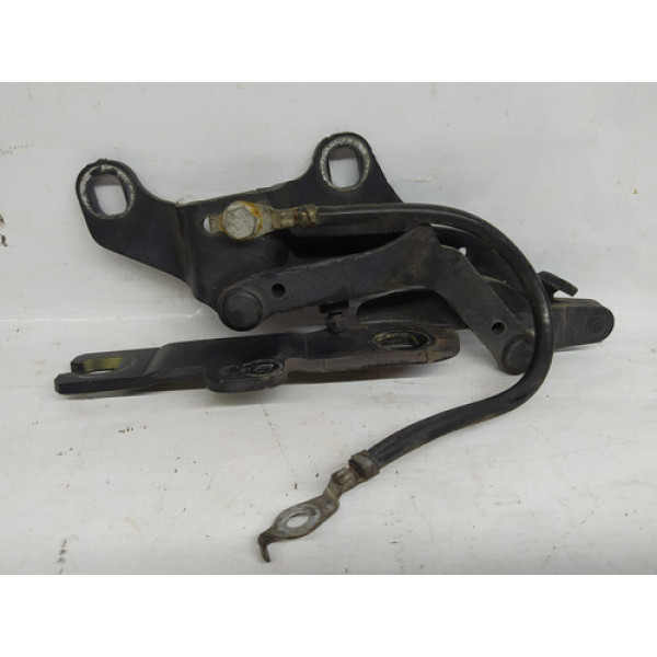 Dobradiça Esquerda Capô Bmw 320i 2006