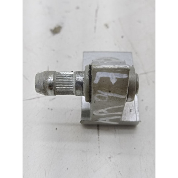 Dobradiça Dianteira Esquerda Inferior Nissan Kicks 2017