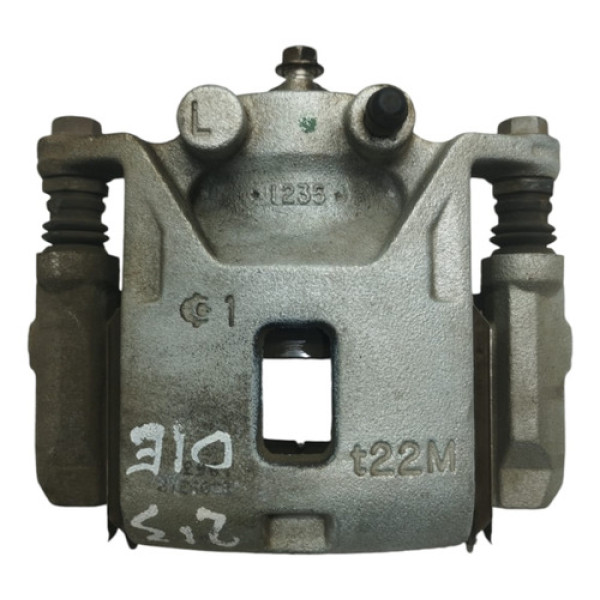 Pinça Dianteira Esquerda Nissan Versa Advance Cvt 2022 1.6