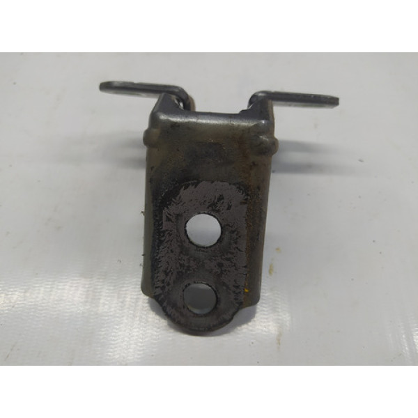 Dobradiça Inferior Traseiro Esquerdo Kicks S 2018 1.6 Aut