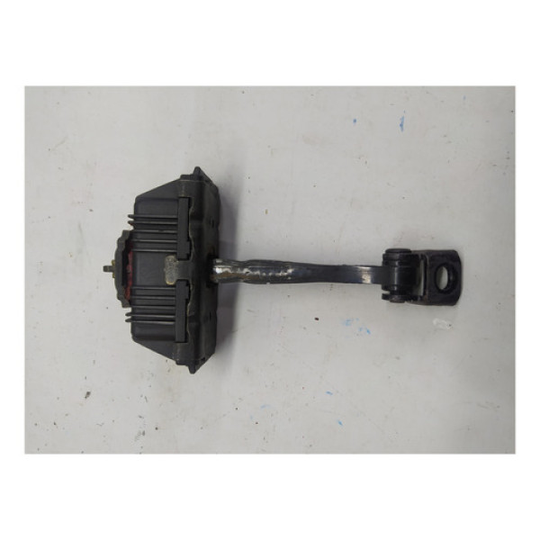 Limitador De Porta Dianteiro Esquerdo Bmw 320i 2006 2.0