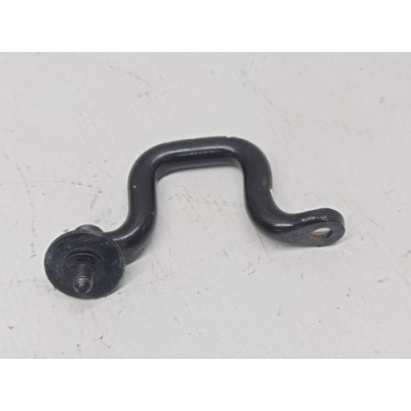 Gancho Direito Amarração Caçamba Fiat Toro 2020 2.4