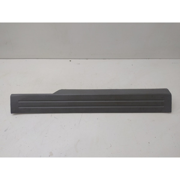 Acabamento Soleira Porta Dianteira Direita Sorento 2009