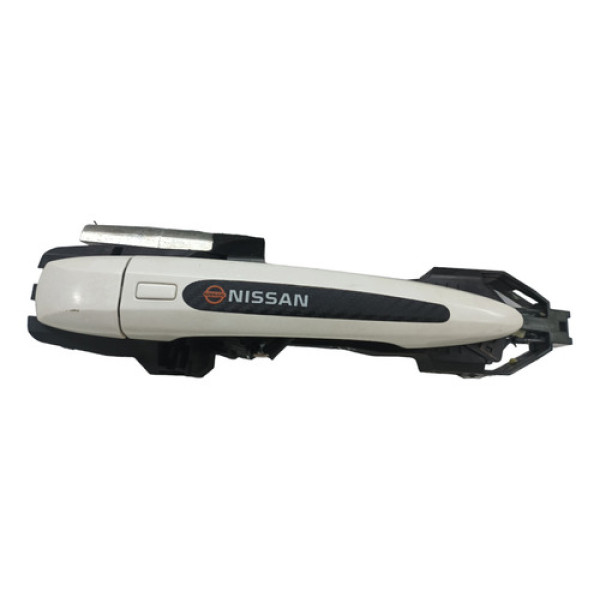 Maçaneta Externa Dianteira Direita Nissan Sentra 2023 2.0 