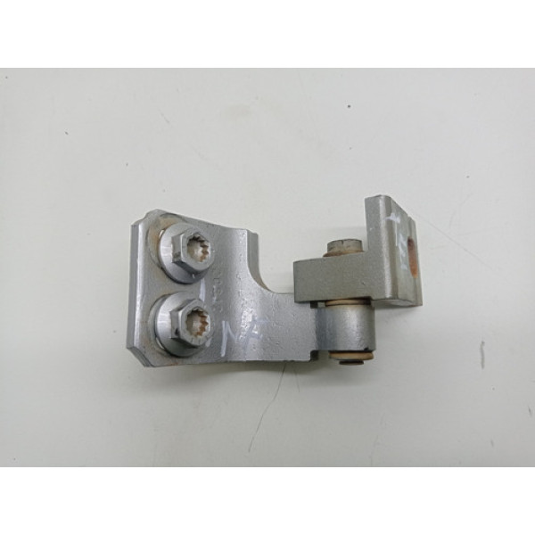 Dobradiça Inferior Porta Traseira Esquerda Fiat Toro 2017