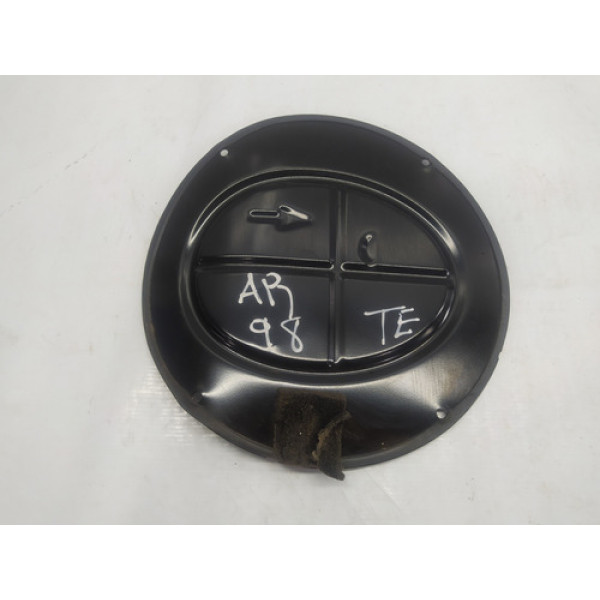 Capa Vedação Tanque Combustível Mercedes C200 Cgi 2014 1.8