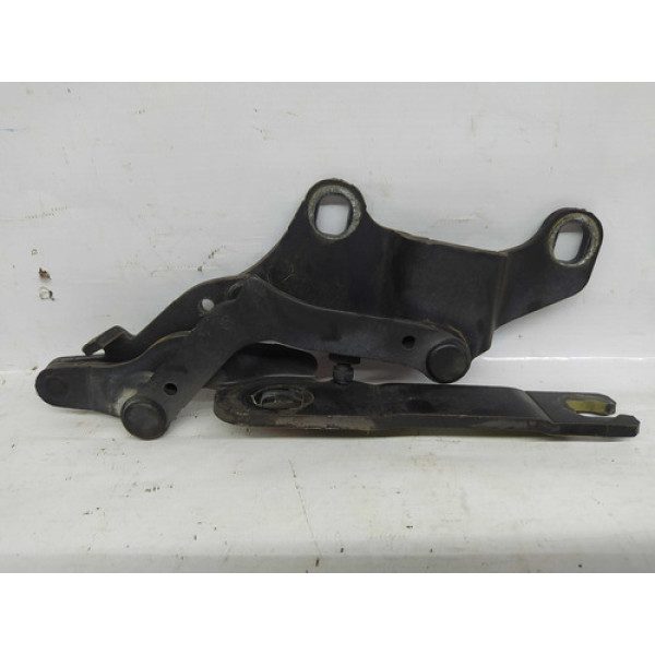 Dobradiça Direita Capô Bmw 320i 2006