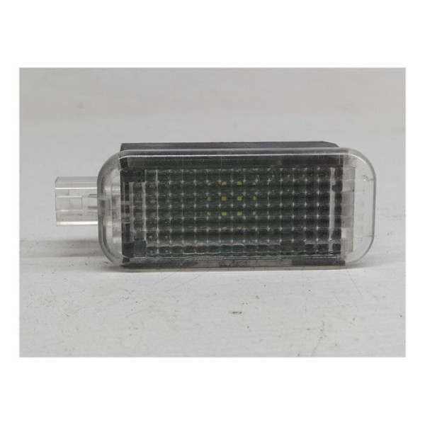 Lanterna Iluminação Interna Porta Luvas Audi A4 2012
