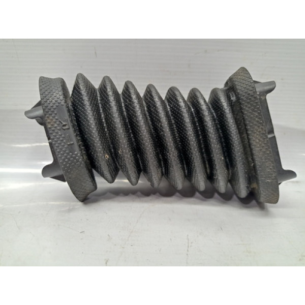 Coifa Porta Mercedes C200 Cgi 1.8 2013