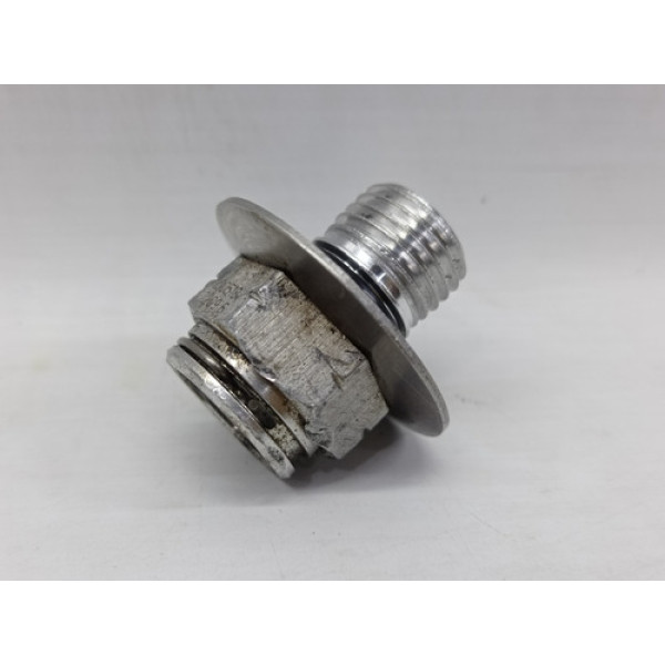 Porca Parafuso Mangueira Ar Condicionado Mercedes C180 2011